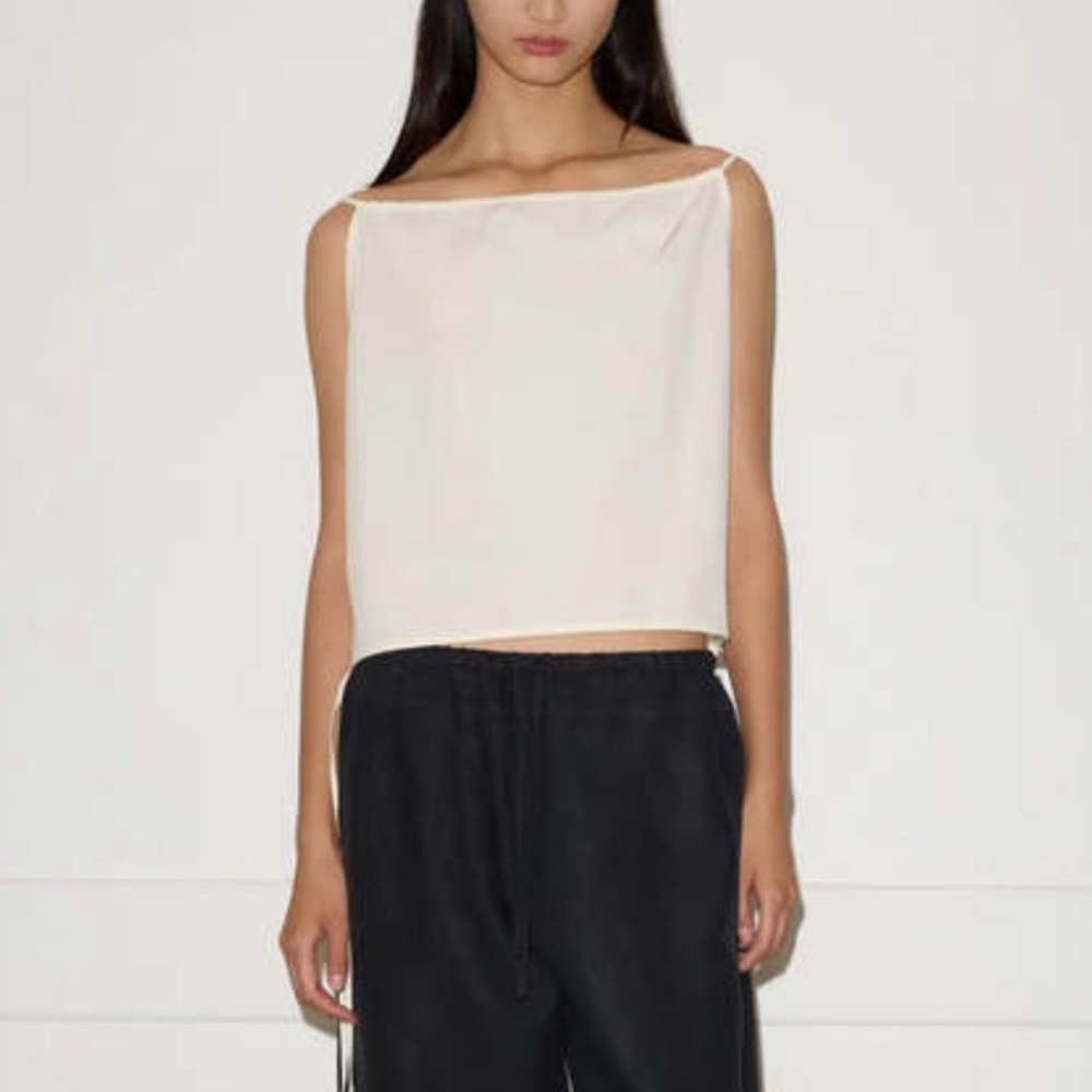 Deiji simple top BNWT